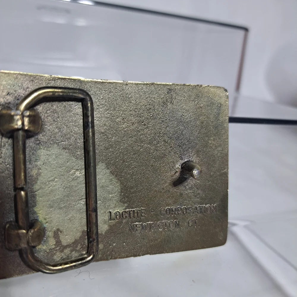 VINTAGE‎ THE GREAT AMERICAN WORKER LOCTITE CORP. BRASS BELT BUCKLE